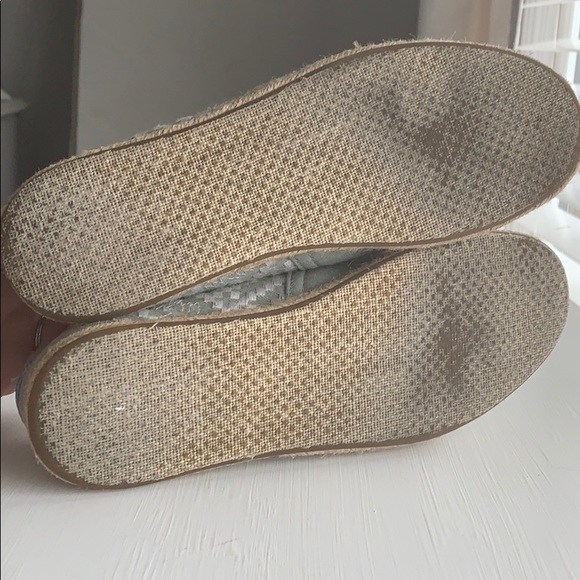 Toms - Picture 5 of 5
